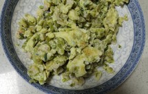 适合老人吃的苦瓜虾仁炒鸡蛋