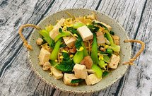 【孕妇食谱】豆芽油菜烧豆腐