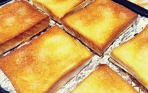 秒杀烧烤店!!幸福感爆棚的【烤面包片】夹心吐司的超神仙吃法！！！