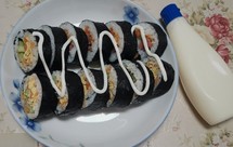 简易版肉松鸡蛋寿司卷