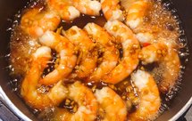 不到200大卡的减肥晚餐 - 无油蒜蓉虾生菜~~