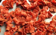 依照子瑜妈妈的方子制作的胡萝卜干，给宝宝当零食