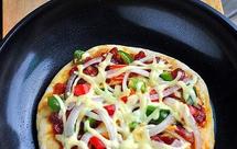 平底锅脆底香肠披萨