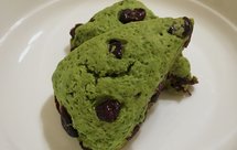 淡奶油抹茶蔓越莓司康（一款快速消耗淡奶油的方子）_(•̀ω•́ 」∠)_