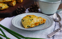 咸咸哒~肉松香葱司康