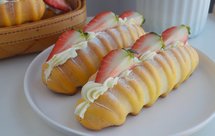 草莓奶露面包