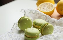 马卡龙夹馅之柠檬英式奶油霜