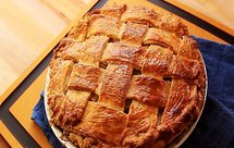 超详细制作正宗美国苹果派（包含饼皮和馅料的制作方法）。as American as Apple Pie