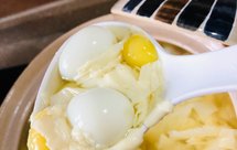 鹌鹑蛋白果腐竹糖水