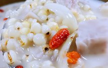 鲜芡实椰汁芋头糖水