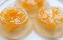 糖水黄桃的衍生法宝—黄桃果冻（冰粉版）