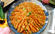 好吃的「胡萝卜猪肉饺子」这样调馅儿，绝对优秀