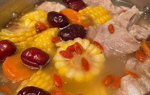 酸酸甜甜的梅子排骨&梅子起泡酒