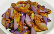 不会变黑的肉末茄子特别废饭