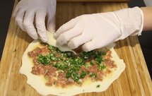 复刻回民街的千层牛肉馅饼