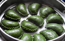 客家人最爱吃的艾米果，腌菜腊肉馅，太香了，做法很简单