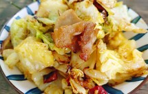 五花肉炒包菜，不爱吃包菜的我都光盘了‼️