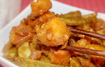 五花肉炖芸豆土豆￨好吃到流泪