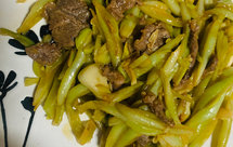 嫩牛里脊肉炒芸豆丝