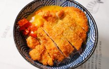 幸福满满的咖喱猪排饭