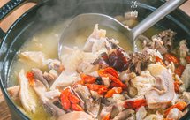 过年团聚必食『胡椒猪肚鸡汤』