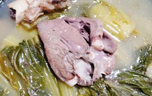 猪骨猪心煲淋迟菜心