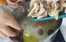 滋补浓郁的白胡椒猪肚鸡汤