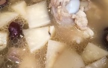 清润暖胃滋补靓汤[白萝卜胡椒猪骨汤]