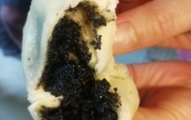 不用加猪油也能做出好吃的流沙黑芝麻馅包子