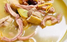 冬日暖汤【猪肚鸡汤】