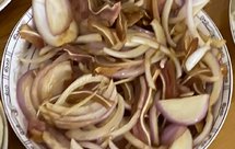 用料超少的圆葱凉拌猪耳朵