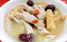 暖胃胡椒猪肚汤