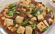 麻辣鸭血豆腐锅