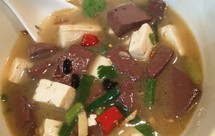 滋补猪血豆腐汤