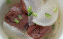 胡椒猪红白萝卜汤