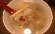 猪肺茅根雪梨南北杏汤