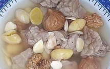 核桃白果煲猪肺汤