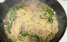 肉末口蘑空心菜面条