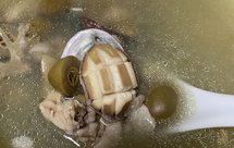 「秋季润肺-中秋宴客」青橄榄鲍鱼鸡汤