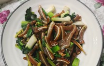 大蒜爆炒猪耳朵