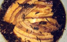 梅菜扣肉（肉皮不过油也一样好吃）