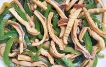 大蒜叶小米辣炒腊猪肝