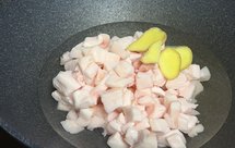 熬出香到邻居要来敲门求分享的猪油和油渣/脆哨