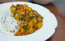 肉末土豆盖浇饭