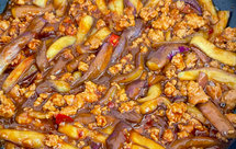 肉沫茄子盖浇饭