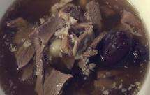 红枣莲子百合猪心汤