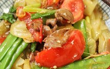 家常小菜 酸菜爆猪心 这么做爽滑幼嫩 味儿鲜美不腥