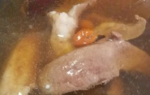 猪心红枣枸杞汤