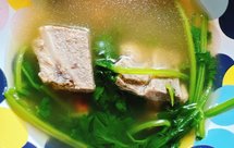 黑胡椒香菜猪骨汤