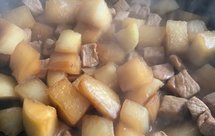 猪里脊肉炖萝卜